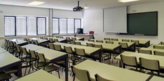 AULAS