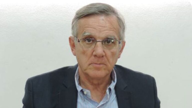 INFECTÓLOGO ASESOR DEL GOBIERNO SEÑALÓ QUE HAY «CAUTO OPTIMISMO» ANTE CAÍDA DE CONTAGIOS