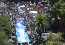 El primer paro docente contra Kicillof en el inicio de clases se sintió fuerte en el GBA y casi no tuvo acatamiento en colegios privados